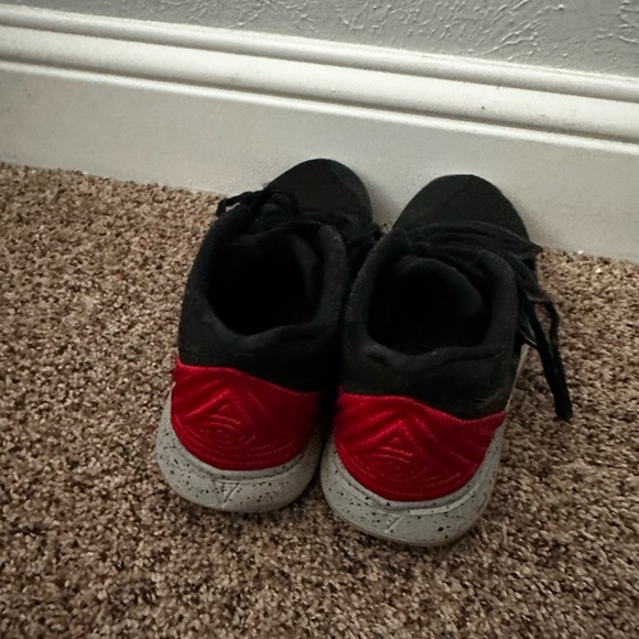 Nike Kevin Durant Women’s Size 7 - Picture 3 of 4